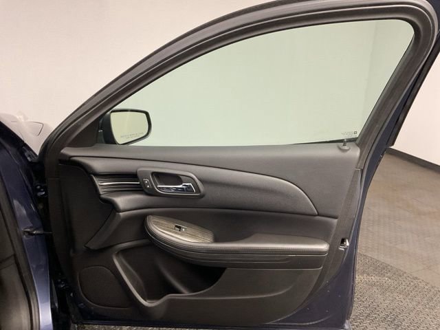 Used 2015 Chevrolet Malibu LT w/ Power Convenience Package image 27