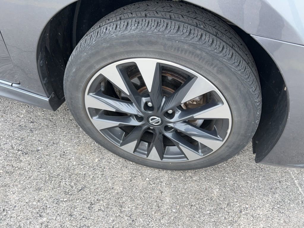 Used 2019 Nissan Sentra SR FWD image 15