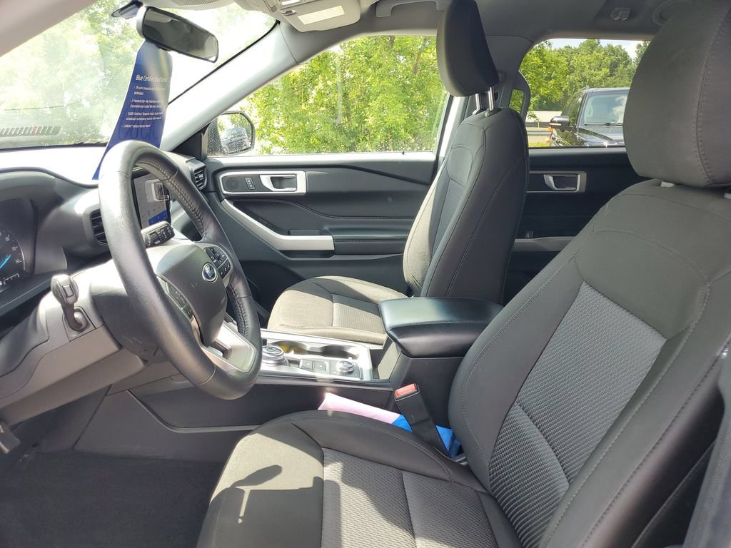 Certified 2023 Ford Explorer XLT AWD/4WD image 12