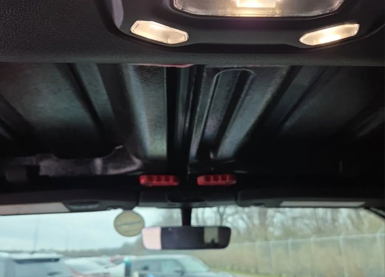 Used 2021 Jeep Gladiator Sport image 48