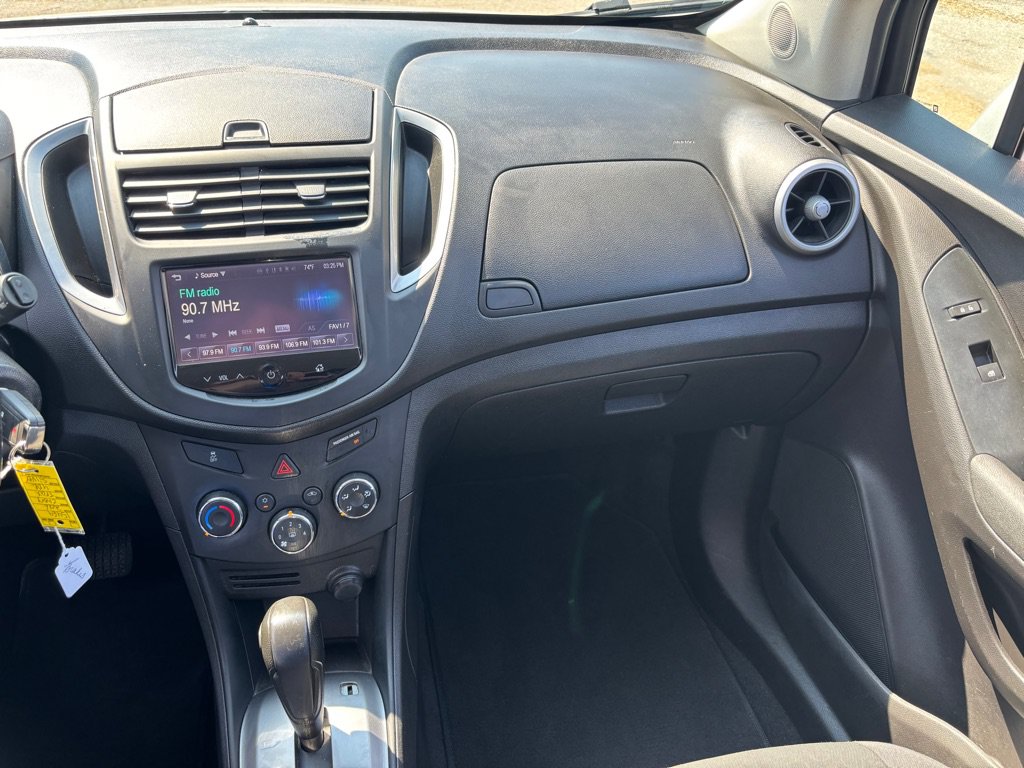 Used 2016 Chevrolet Trax LS AWD/4WD image 14