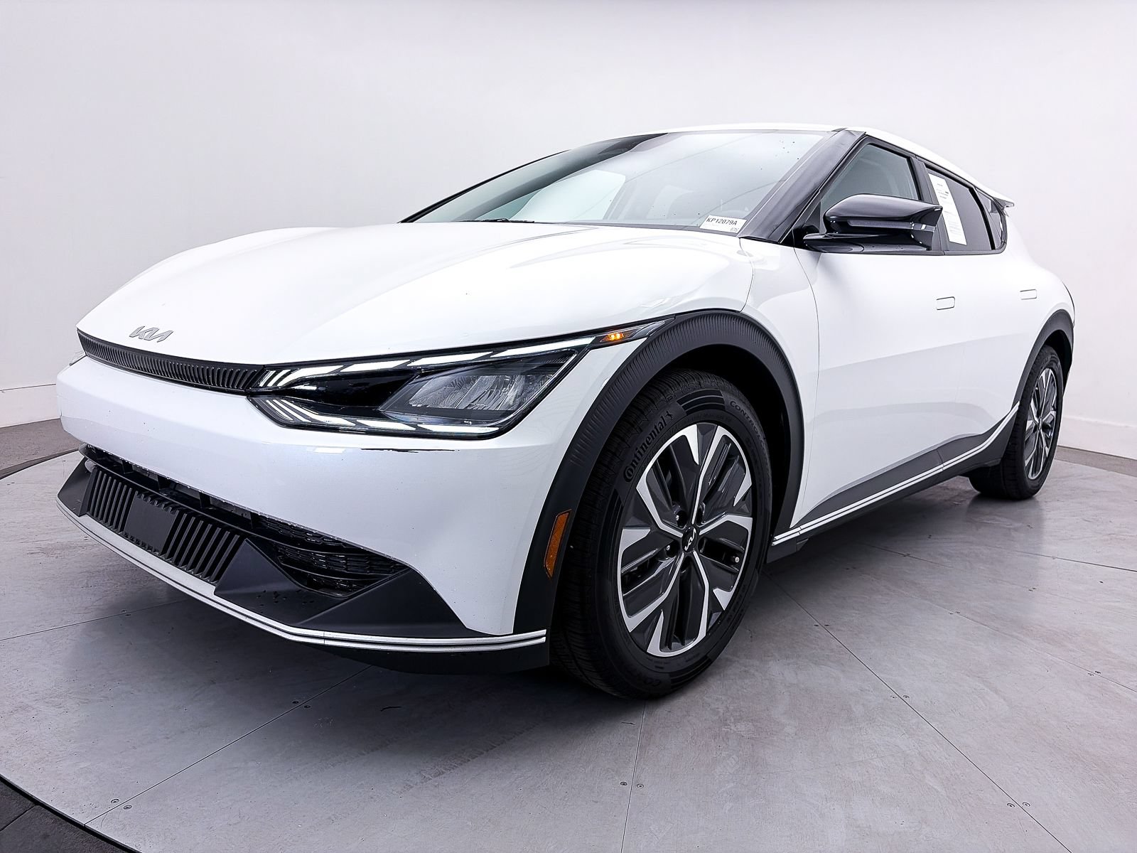 Certified 2022 Kia EV6 Light RWD image 13
