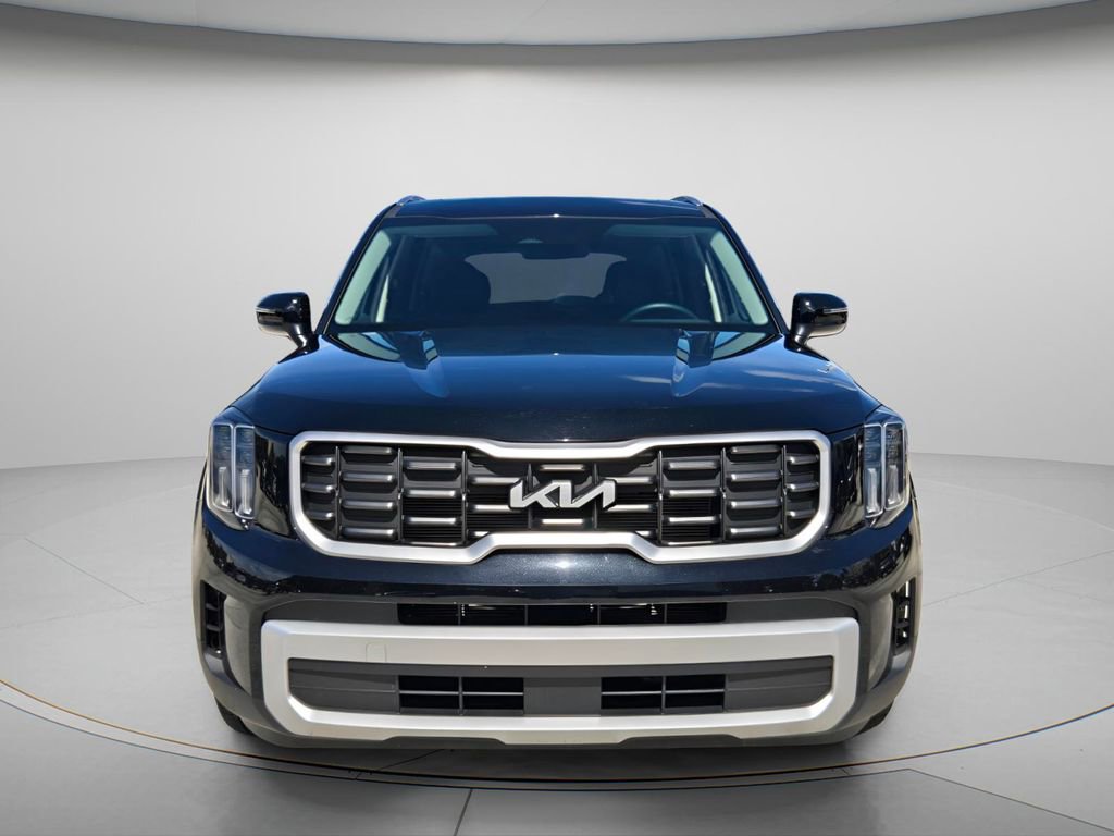 Used 2025 Kia Telluride S FWD image 4
