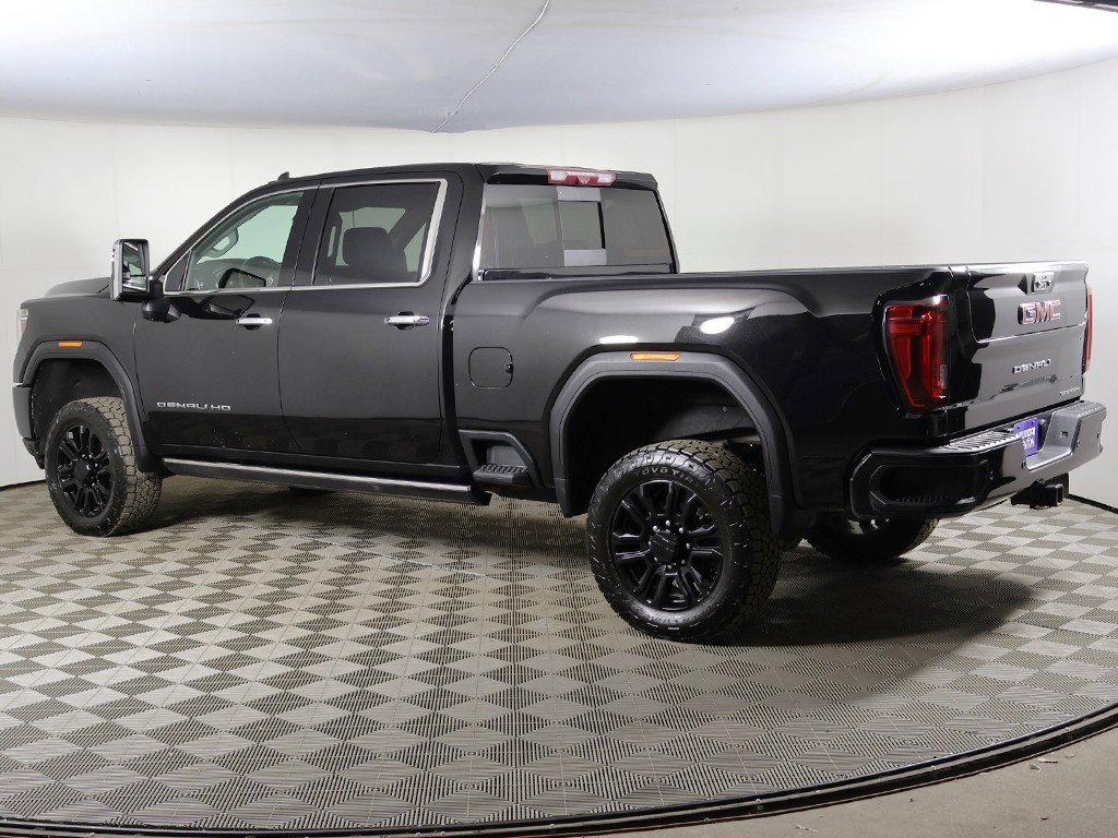 Used 2022 GMC Sierra 2500 Denali w/ Denali Black Diamond Edition image 12