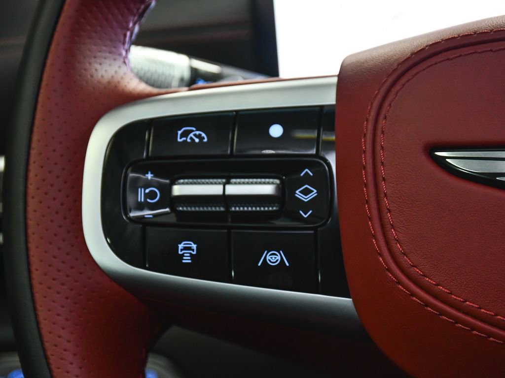 Used 2025 Genesis GV80 3.5T e-SC AWD/4WD image 39