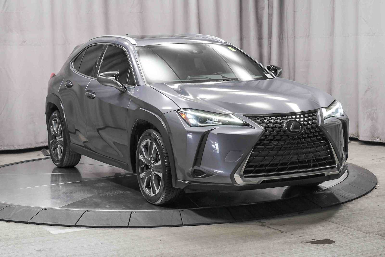 Used 2020 Lexus UX 200 w/ Accessory Package 2 FWD image 5