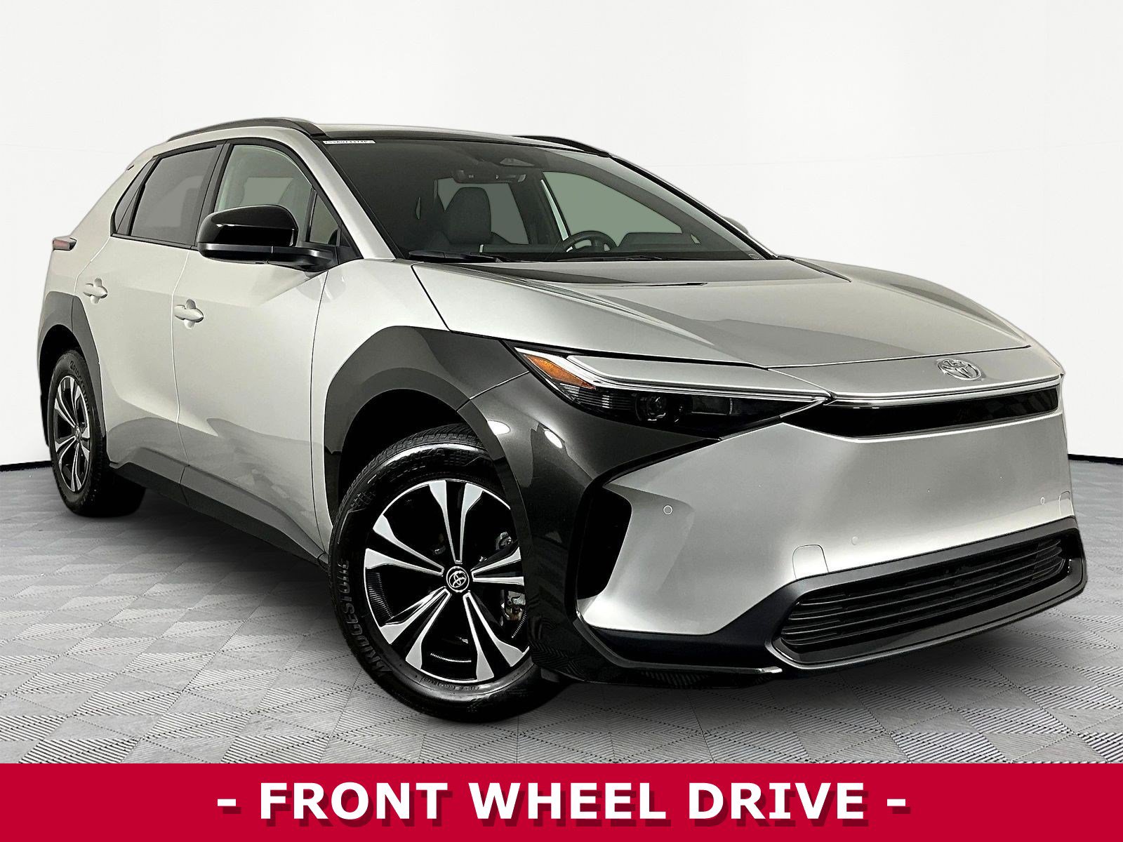 Used 2025 Toyota bZ4X FWD w/ Weather Package image 3