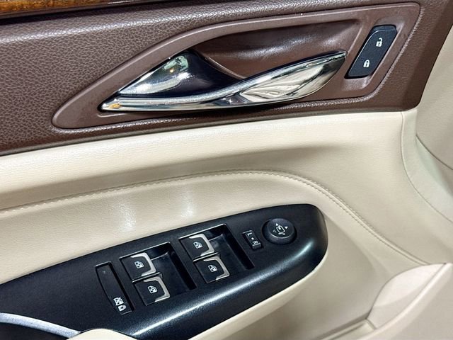 Used 2015 Cadillac SRX Luxury image 21
