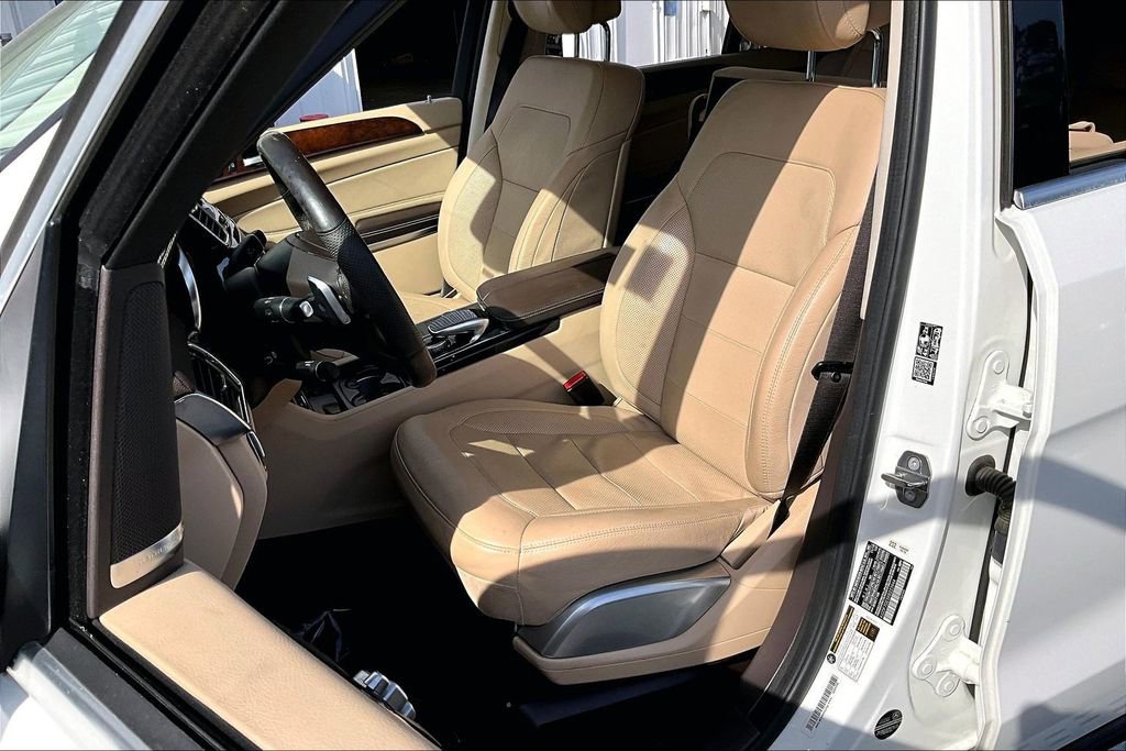 Used 2019 Mercedes-Benz GLS 550 4MATIC image 21