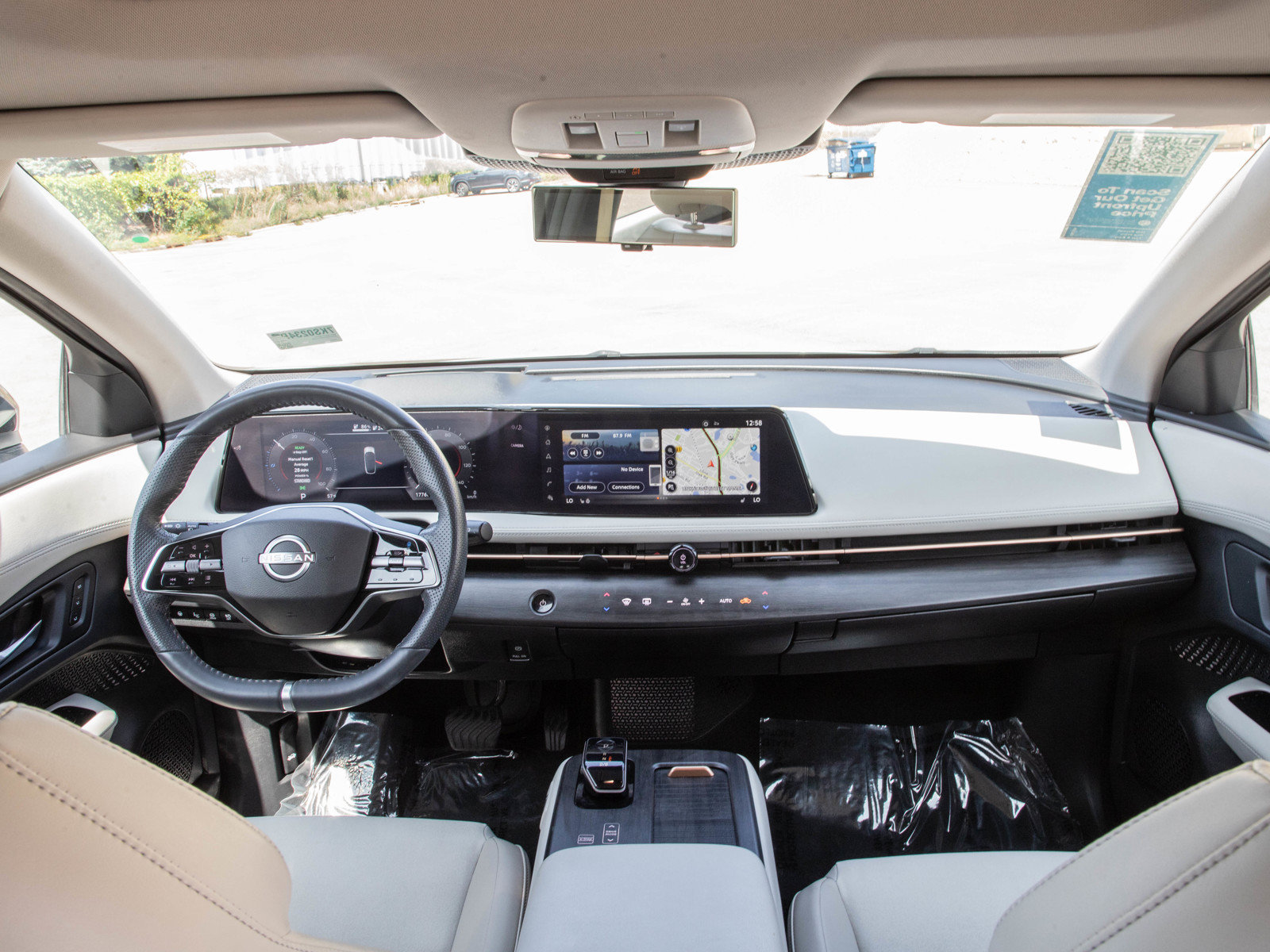 Used 2024 Nissan Ariya AWD image 13