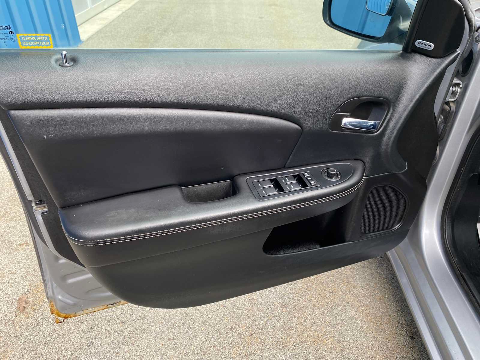 Used 2013 Chrysler 200 Limited FWD image 27