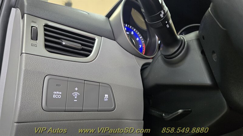 Used 2013 Hyundai Elantra Limited w/ Technology Pkg FWD image 22