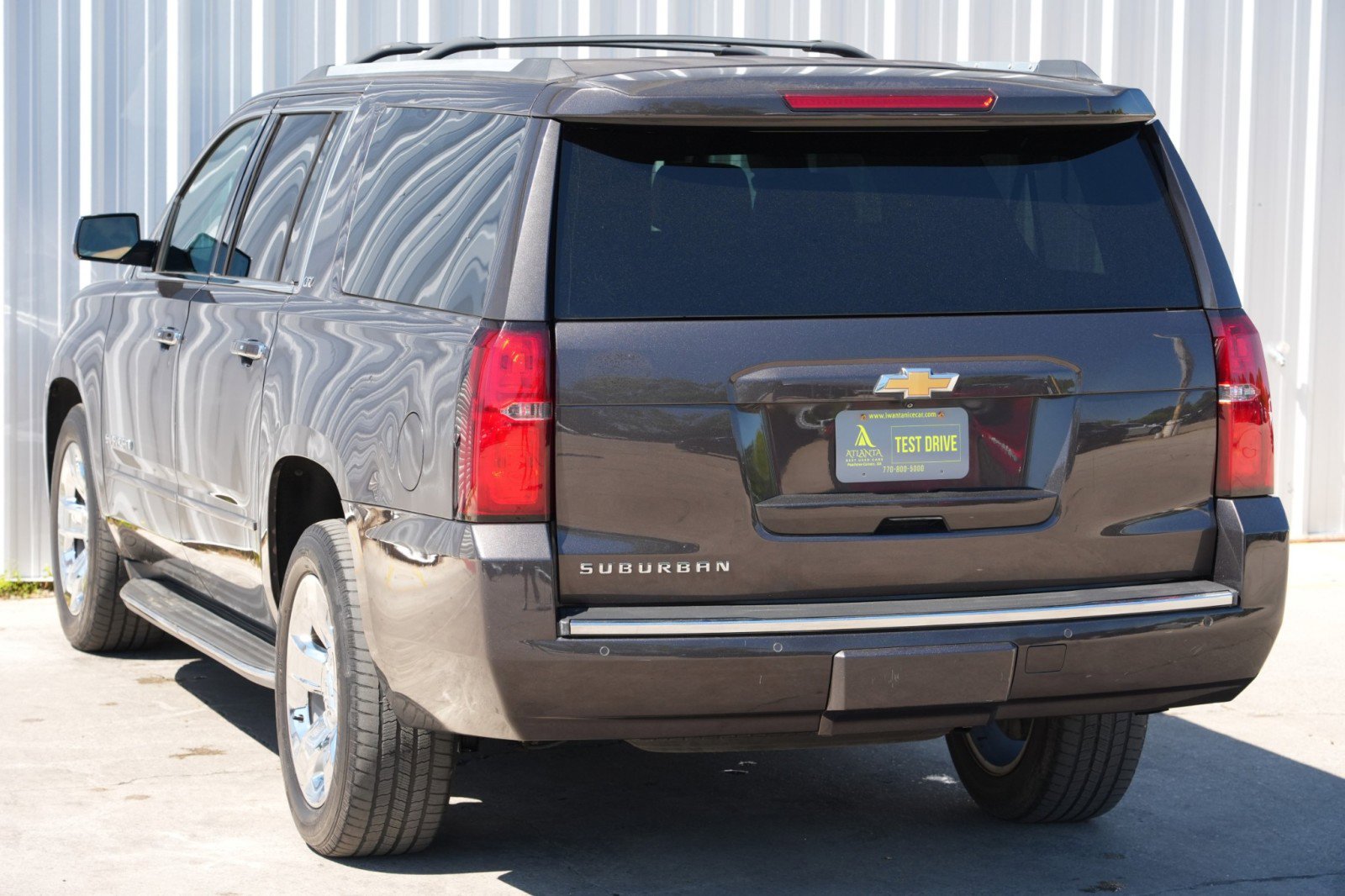 Used 2015 Chevrolet Suburban LTZ RWD image 54