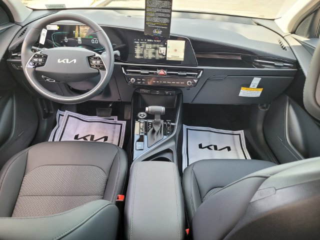 New 2026 Kia Niro EX FWD image 7