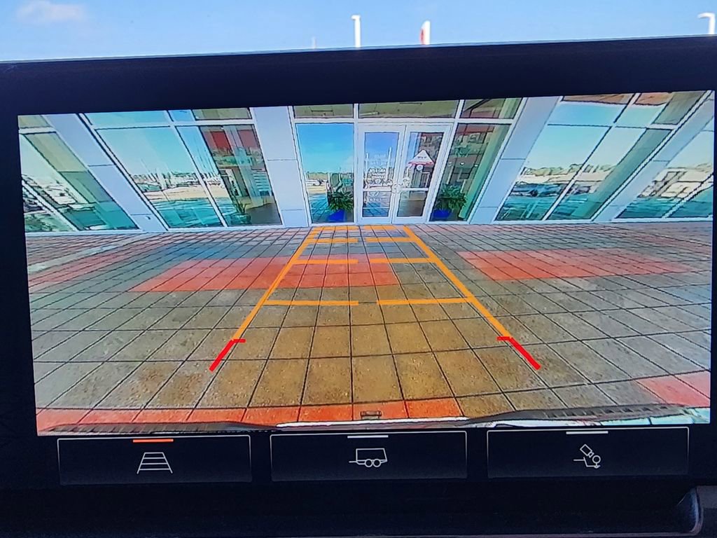 Used 2024 GMC Sierra 1500 SLT w/ SLT Premium Package image 24