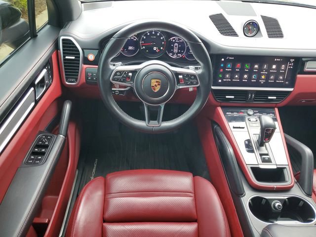Used 2022 Porsche Cayenne Platinum Edition image 38