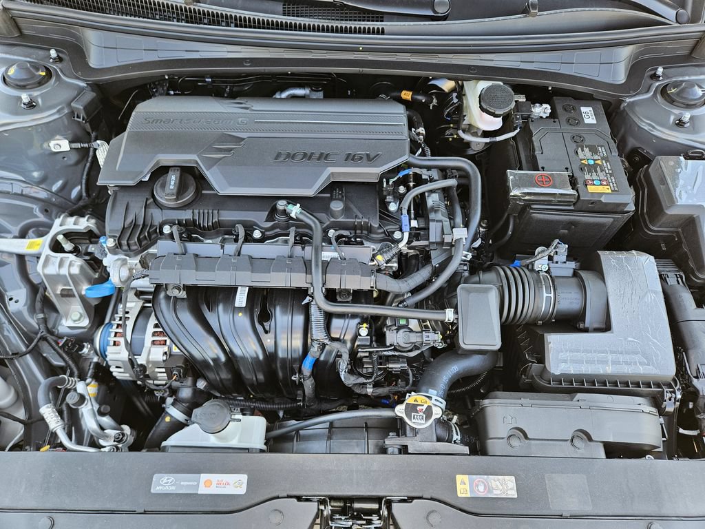New 2026 Hyundai Elantra Limited FWD image 31