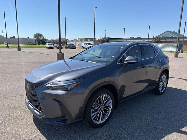 Used 2025 Lexus NX 350 AWD w/ Cold Area Package image 2