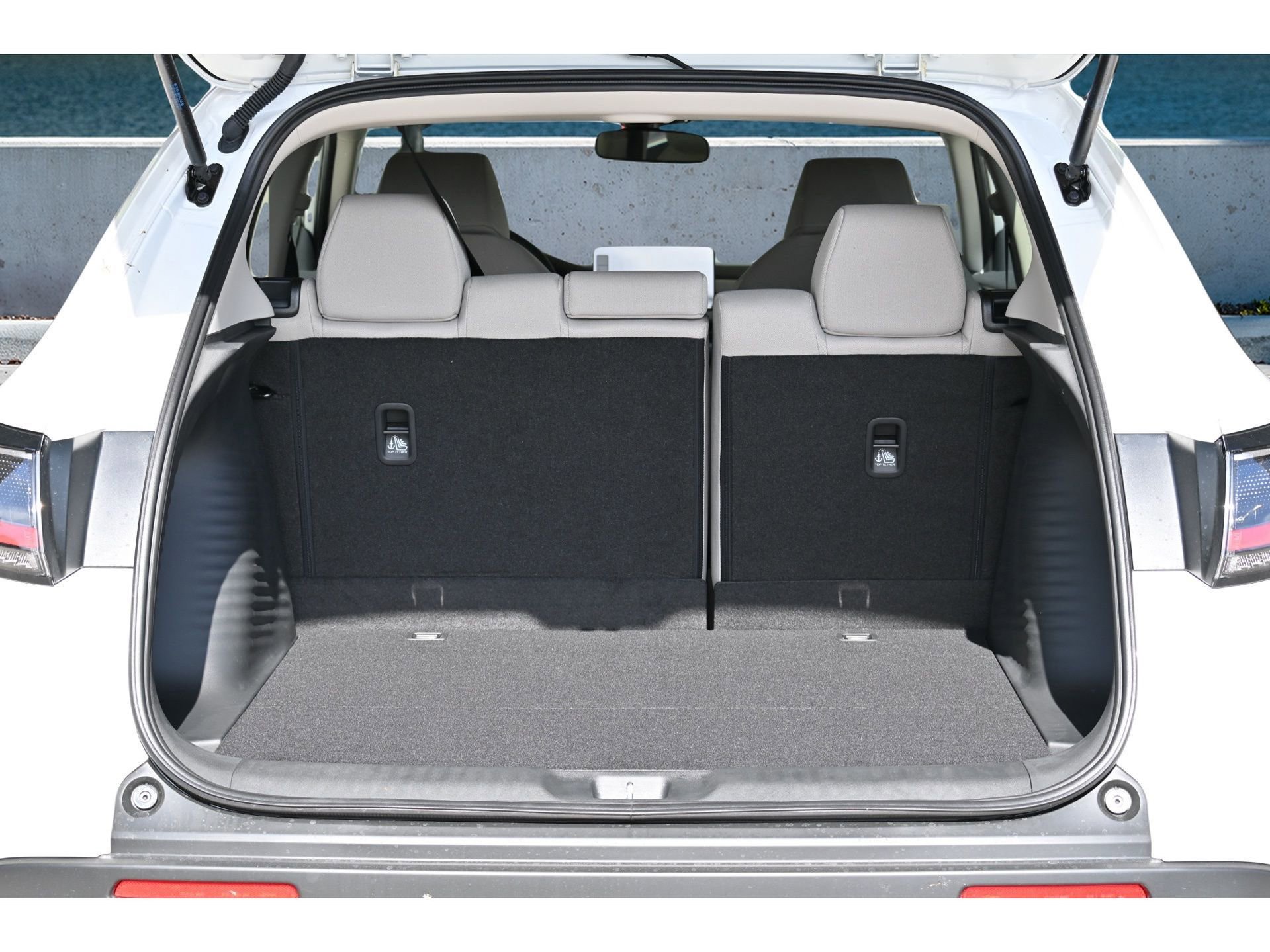 New 2025 Honda HR-V LX image 9