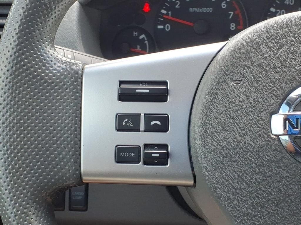 Used 2015 Nissan Frontier SV RWD image 23