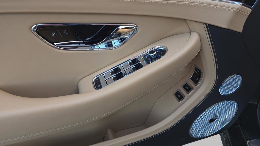 New 2026 Bentley Continental GTC image 26