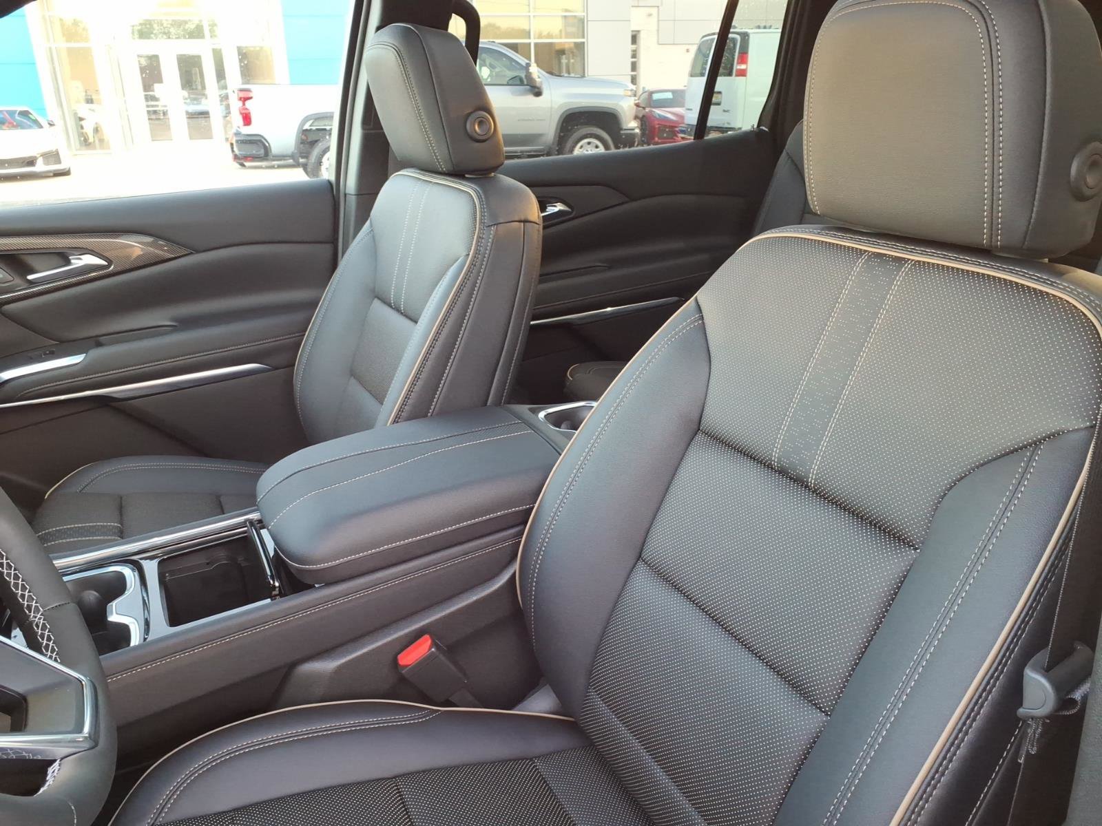New 2026 Chevrolet Traverse High Country AWD/4WD image 8