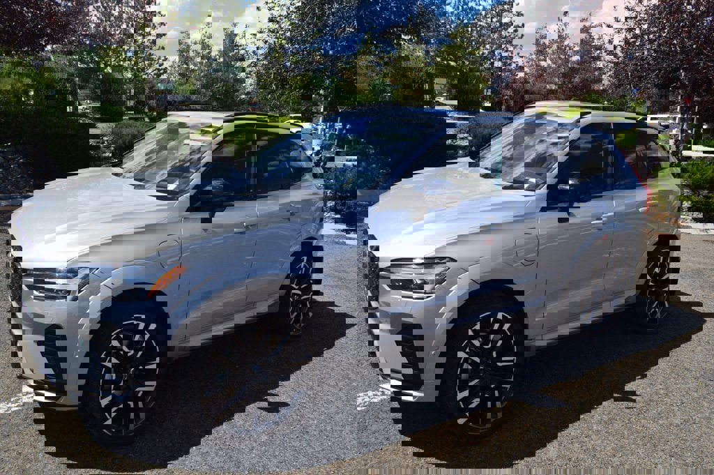 Certified 2023 Volvo XC60 T8 Ultimate w/ Climate Package