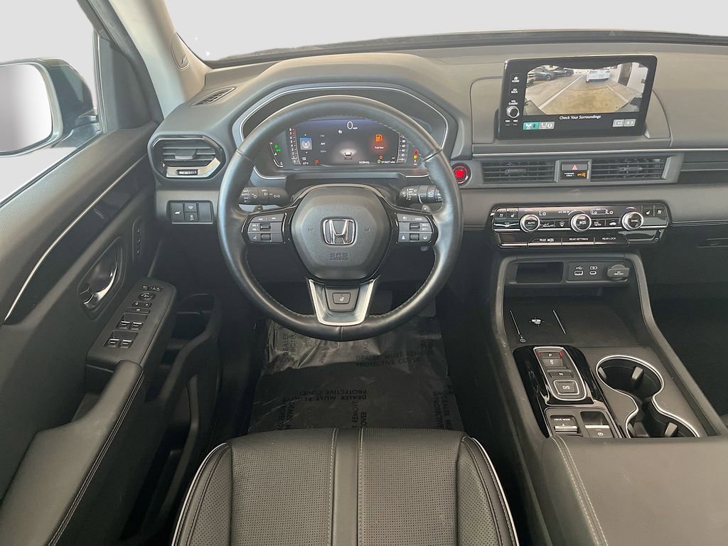 Used 2024 Honda Pilot Elite image 23