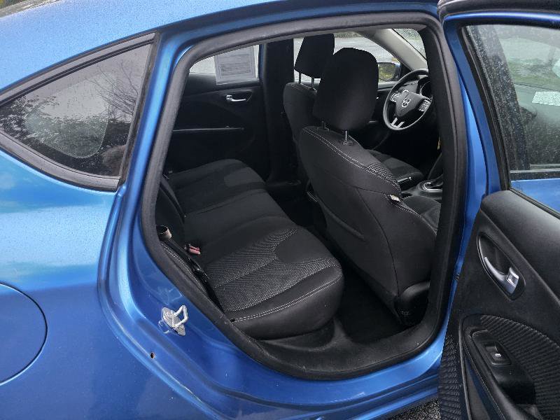 Used 2015 Dodge Dart SXT image 15
