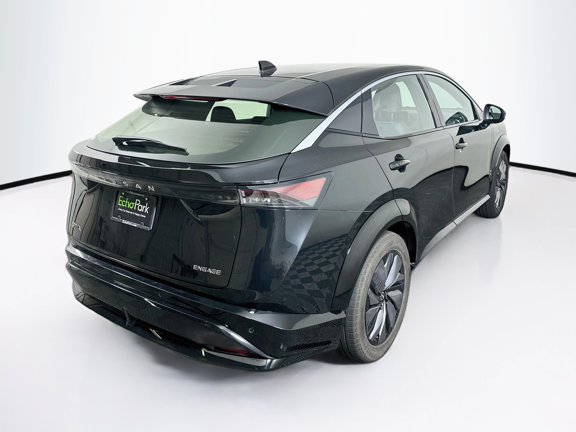 Used 2023 Nissan Ariya FWD image 9