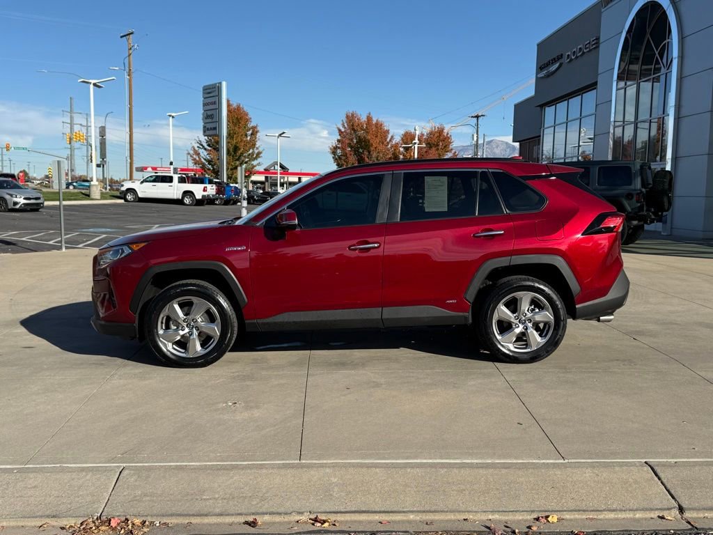 Used 2021 Toyota RAV4 Limited image 11