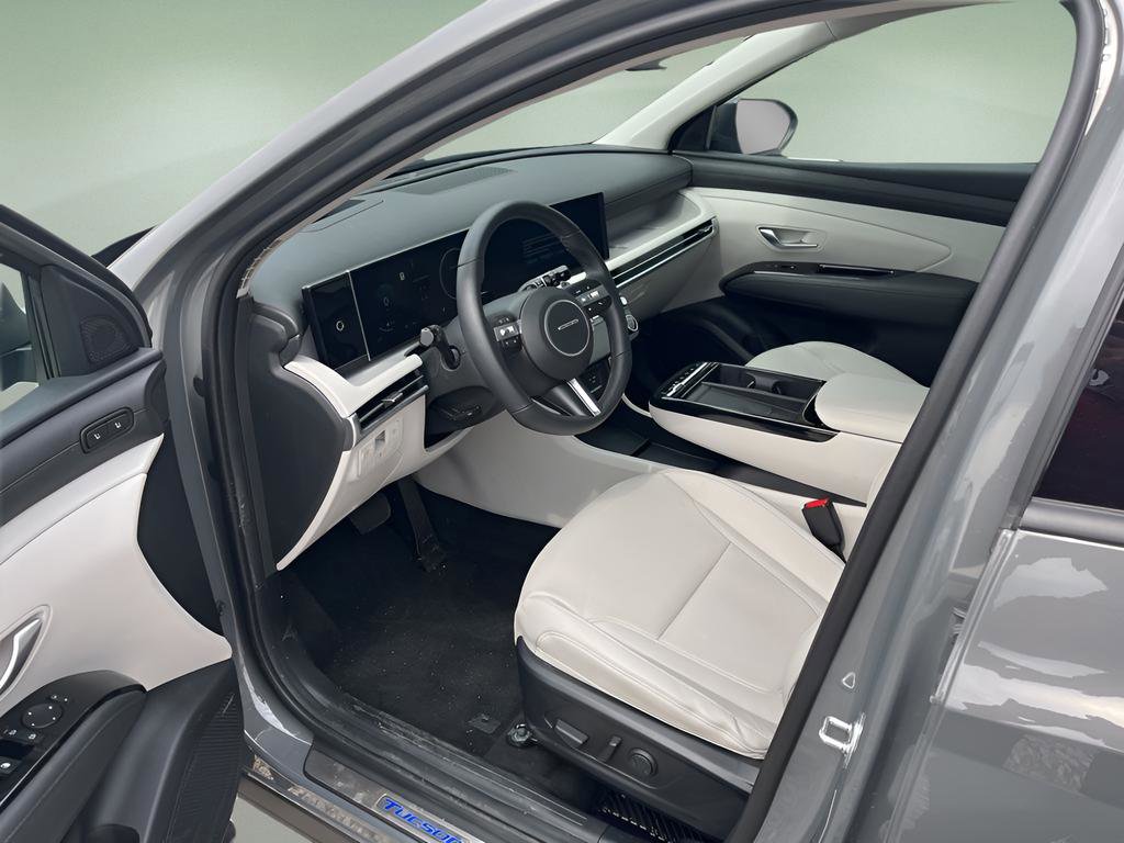 Used 2025 Hyundai Tucson Limited image 20