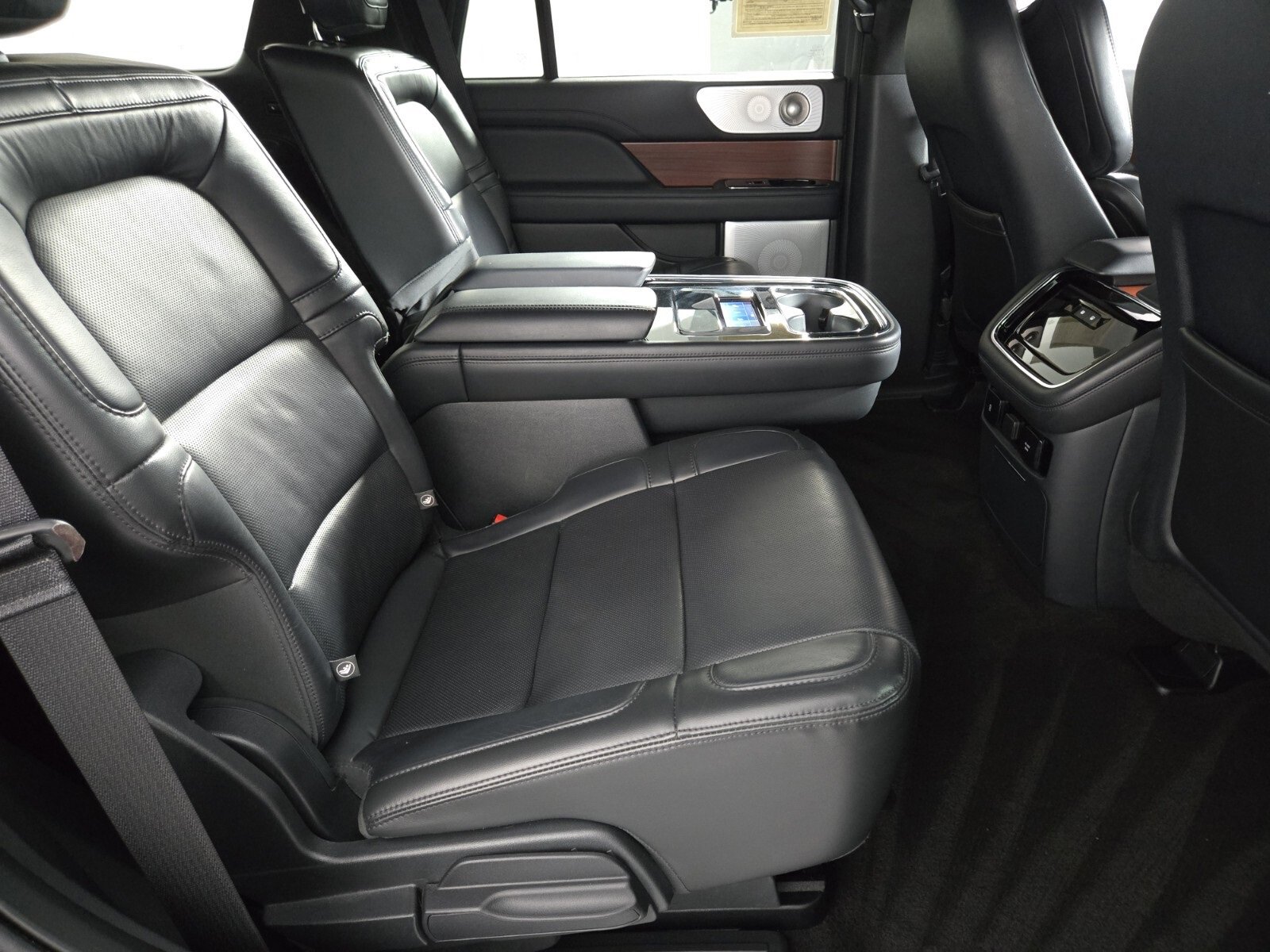 Certified 2023 Lincoln Navigator Reserve image 17