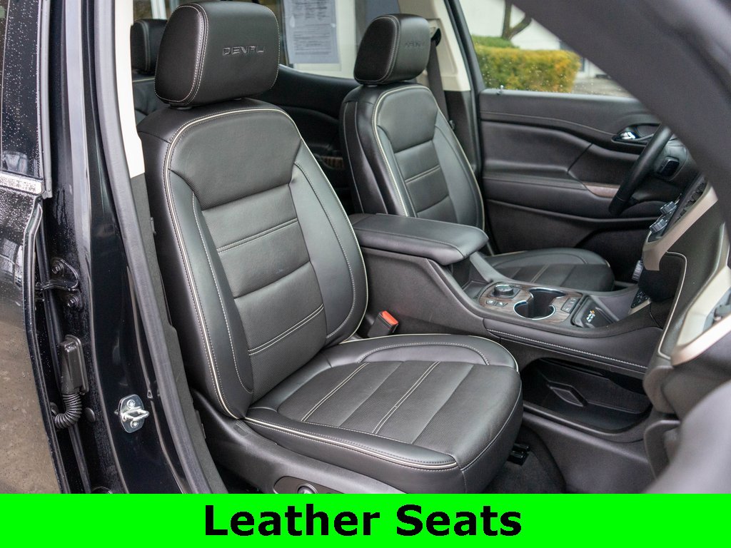Used 2023 GMC Acadia Denali w/ Black Diamond Edition image 10