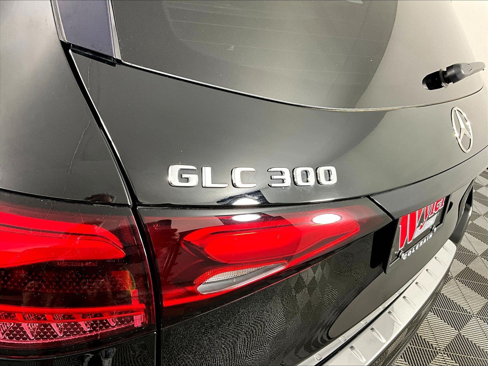 Used 2023 Mercedes-Benz GLC 300 4MATIC image 24