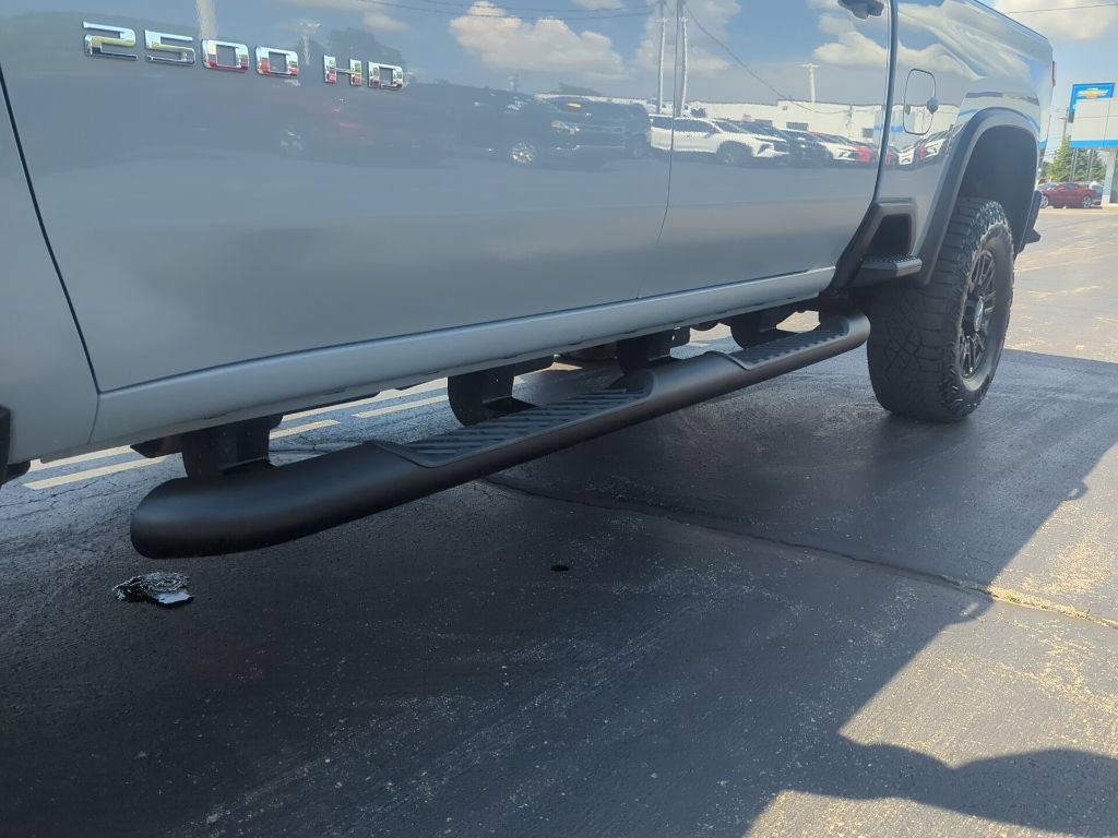Certified 2025 Chevrolet Silverado 2500 ZR2 w/ Technology Package AWD/4WD image 24