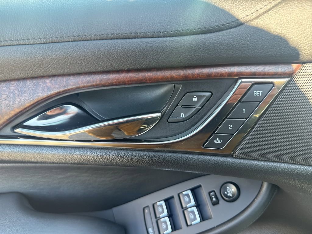 Used 2018 Cadillac CTS Luxury AWD/4WD image 32