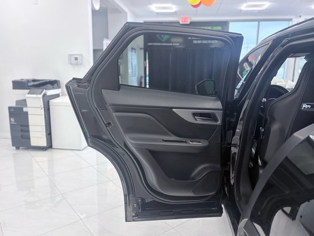 Used 2020 Jaguar F-PACE SVR AWD/4WD image 43