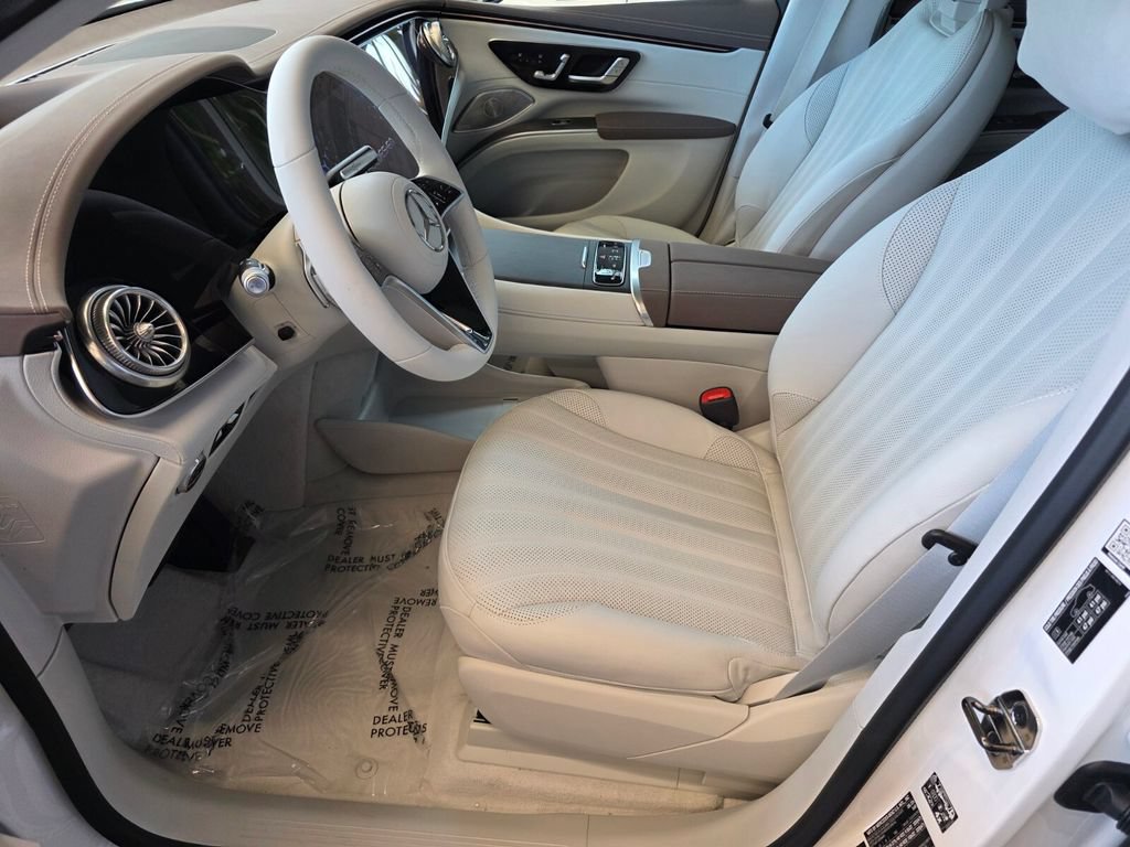 New 2027 Mercedes-Benz EQS 400 4MATIC SUV image 8