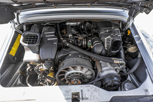 Used 1995 Porsche 911 Carrera 4 AWD/4WD image 20