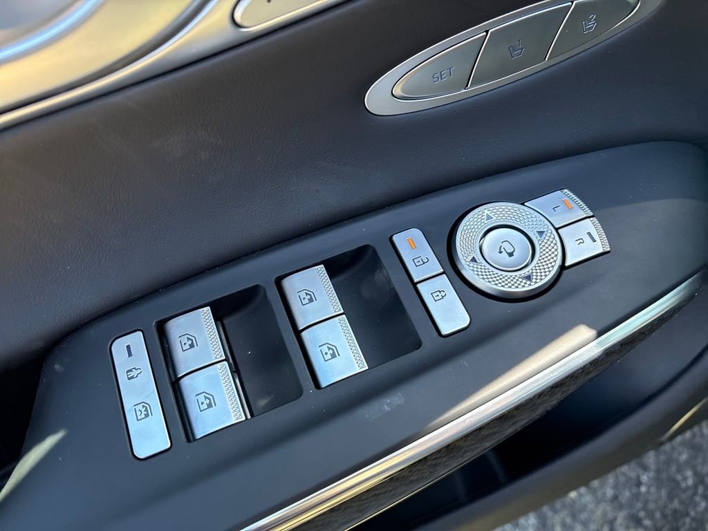 New 2026 Genesis GV70 3.5T Sport Prestige AWD/4WD image 13