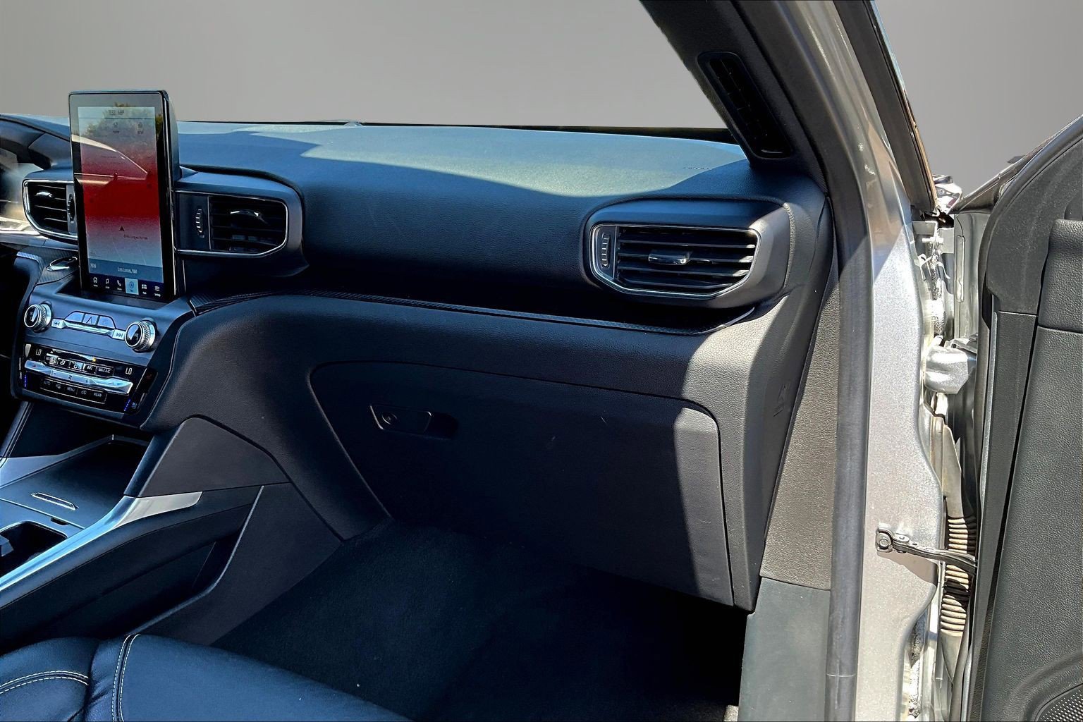 Used 2020 Ford Explorer ST w/ ST High-Performance Pack image 26