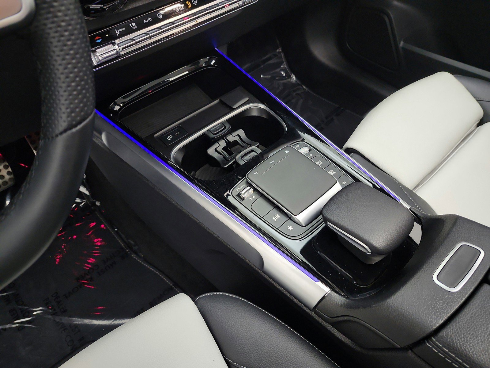 Used 2023 Mercedes-Benz GLB 250 image 11