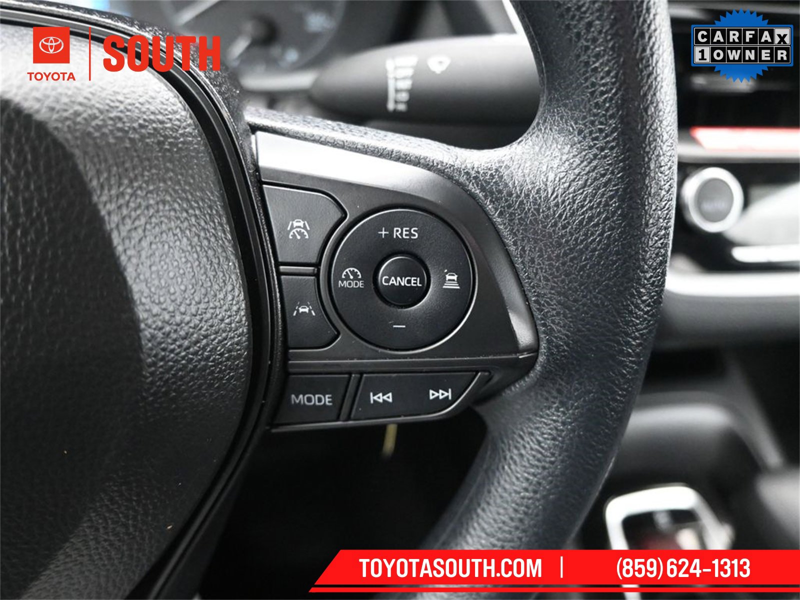 Used 2025 Toyota Corolla LE image 18