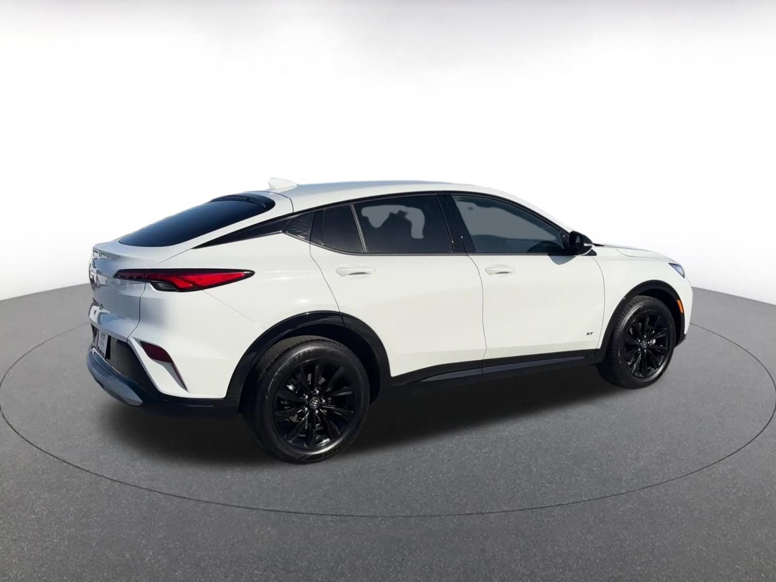 Used 2025 Buick Envista Sport Touring image 15