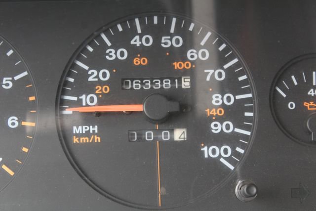 Used 1993 Jeep Grand Cherokee Limited image 25