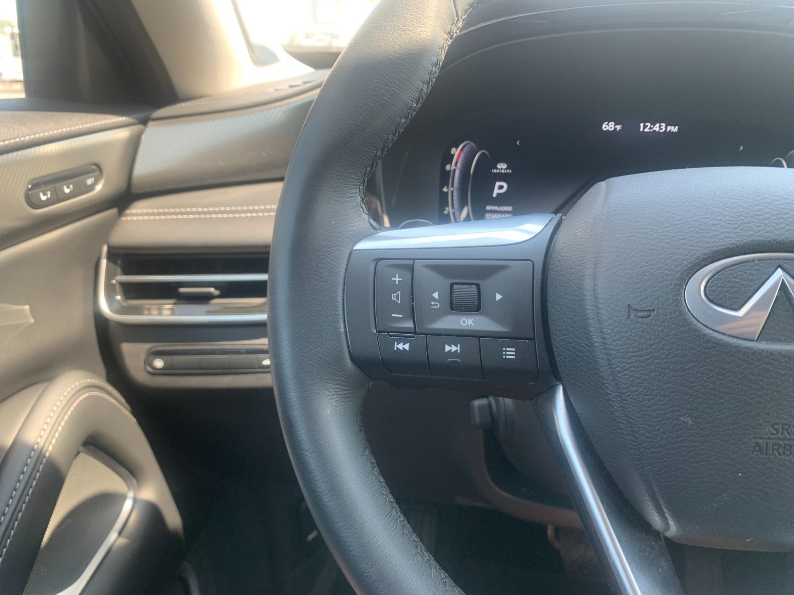 Used 2025 INFINITI QX60 Luxe FWD image 20