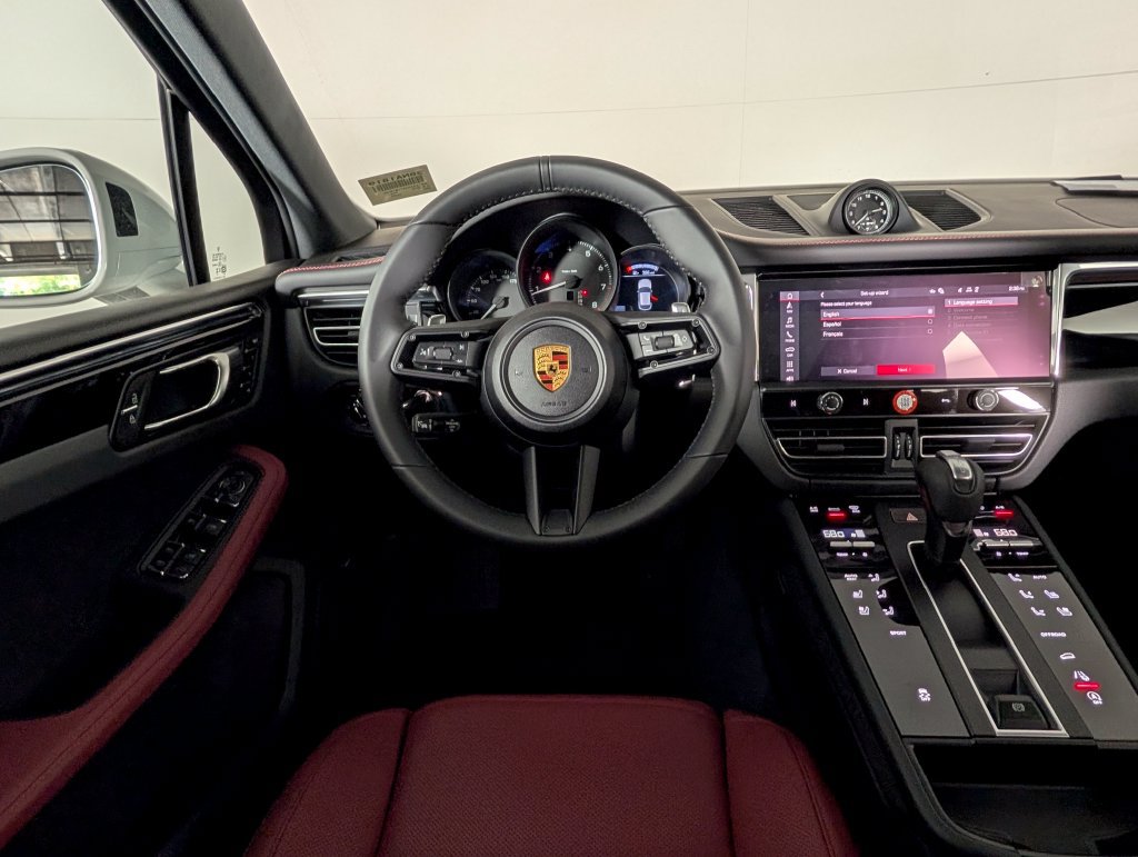 New 2026 Porsche Macan AWD/4WD image 21