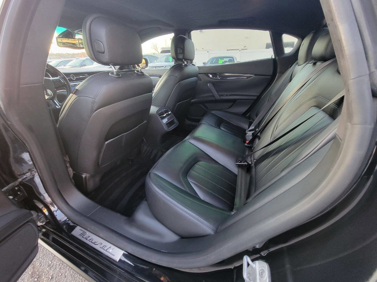 Used 2015 Maserati Quattroporte S Q4 image 24