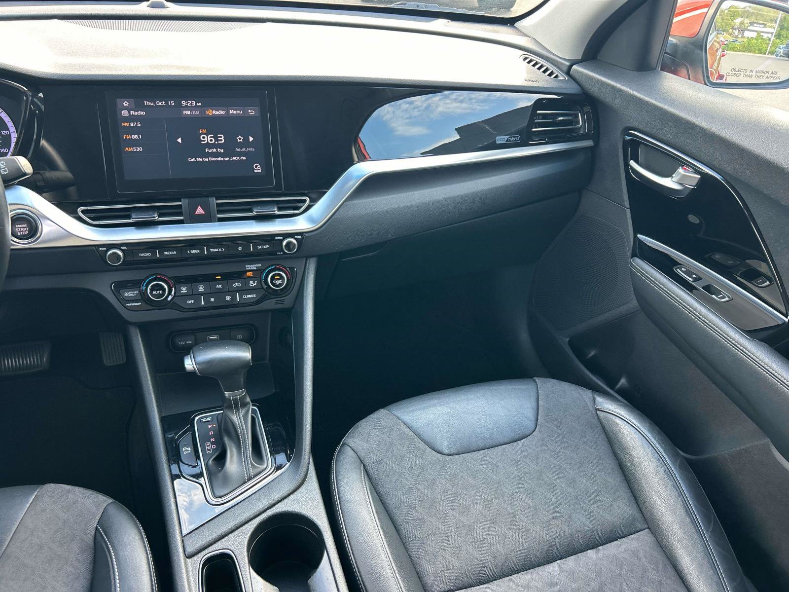 Used 2022 Kia Niro LXS FWD image 14